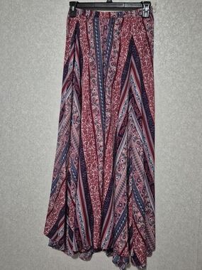 Bohemian Pink Patterned Maxi Skirt with Navy Accents